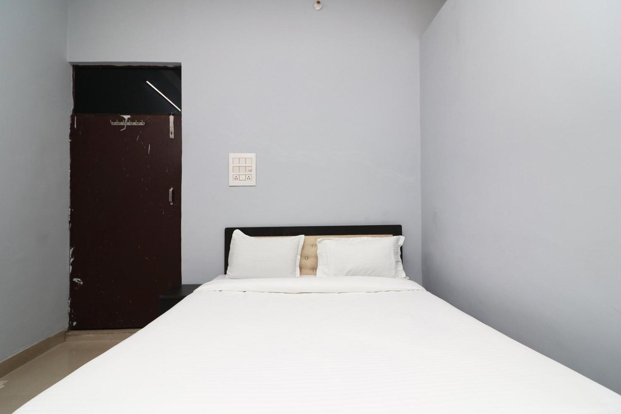 Hotel O Mulaqat Dadri Extérieur photo