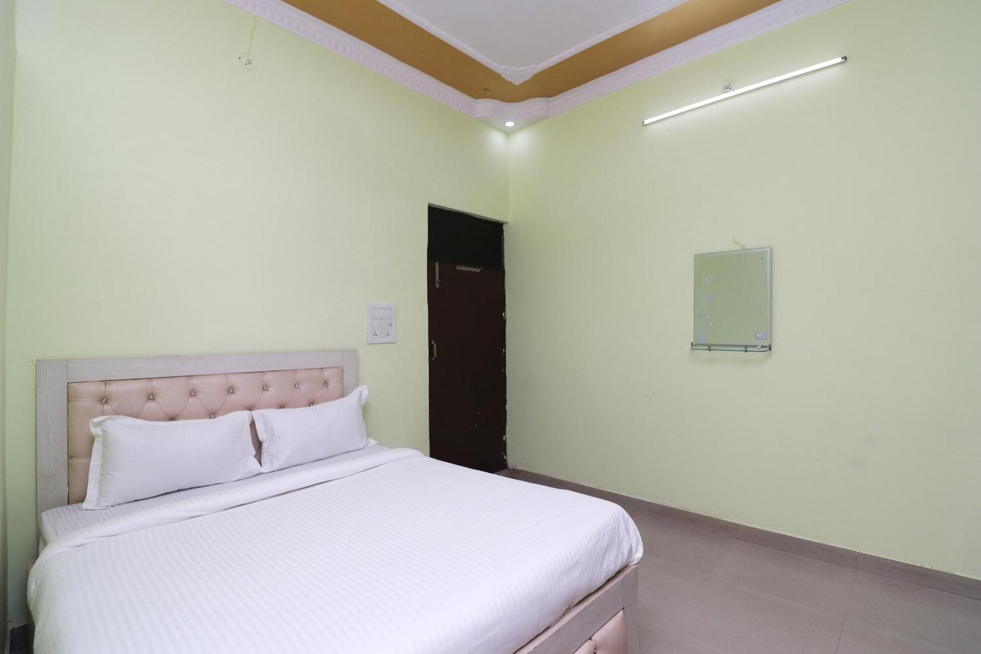 Hotel O Mulaqat Dadri Extérieur photo